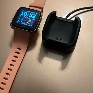 Rose gold Fitbit versa2